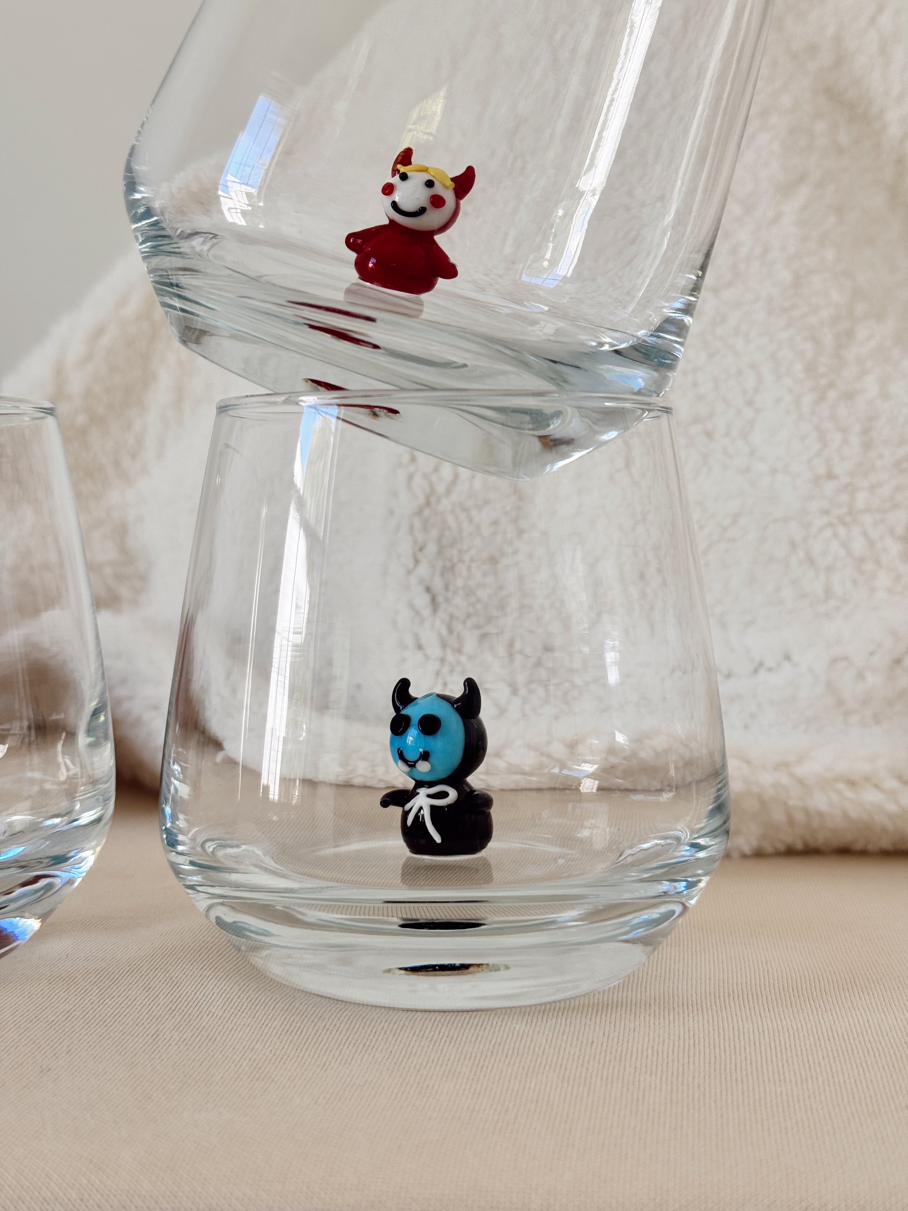 Limited Edition Halloween Wine Glasses – Ghost, Dracula & Evil Murano Figurines – Spooky Stemless Glass Set – Unique Holiday Gift