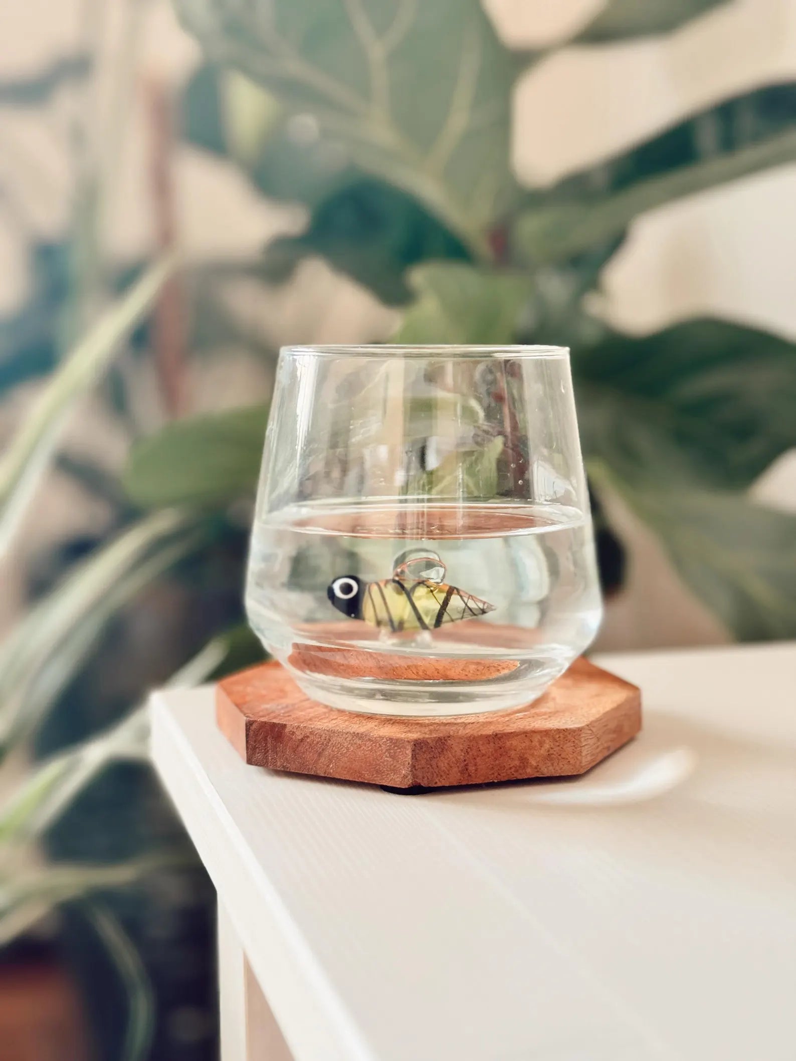 Tiny Bee Murano Glass Cups – Handmade Nature Drinkware, Unique Bee Lover Gift