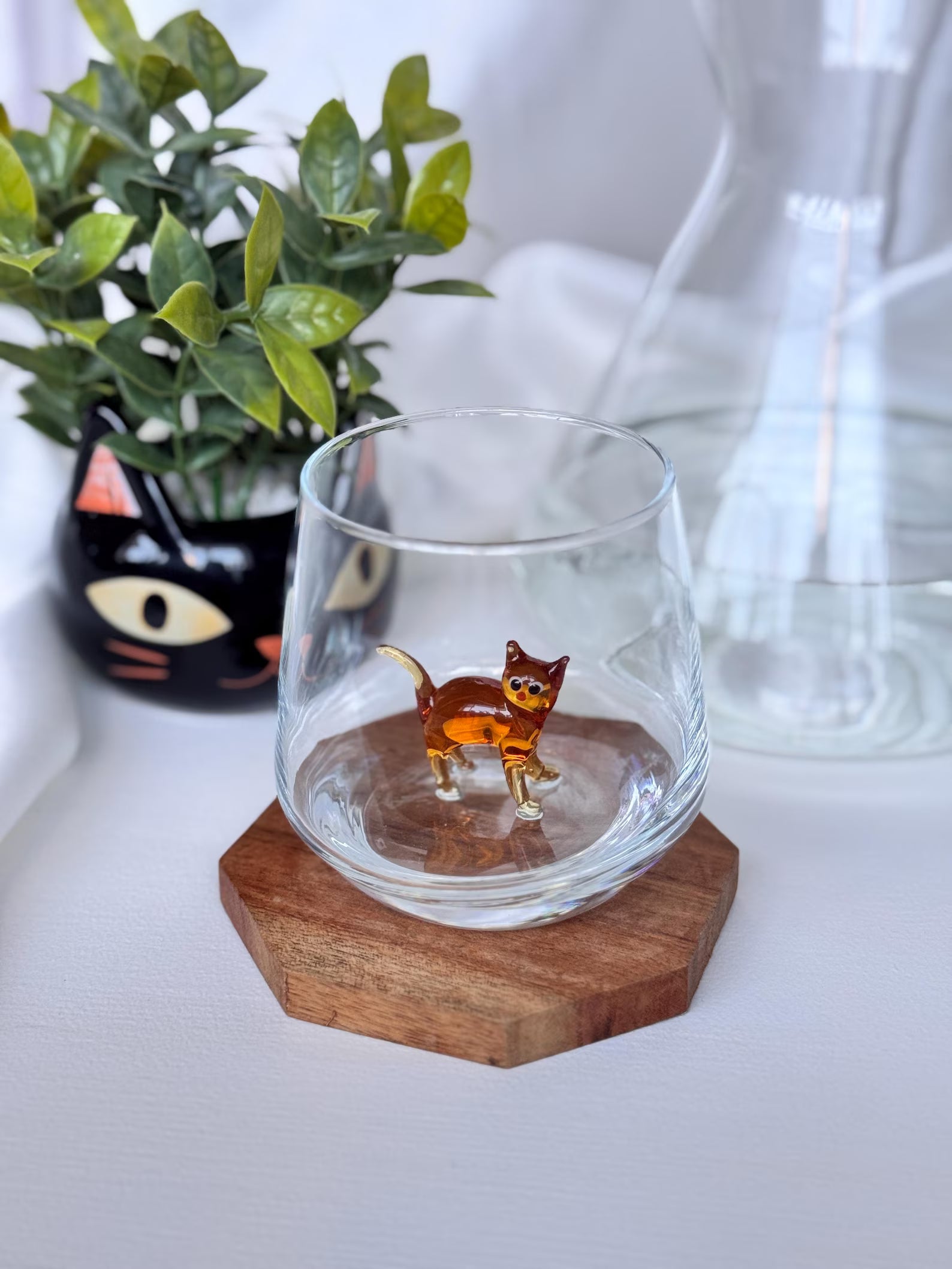 Drinking Murano Glass with Cat Figurine Wine Glass Wine Lover Gift Funny Wine Glass Wine Gifts Stemless Wine Glass