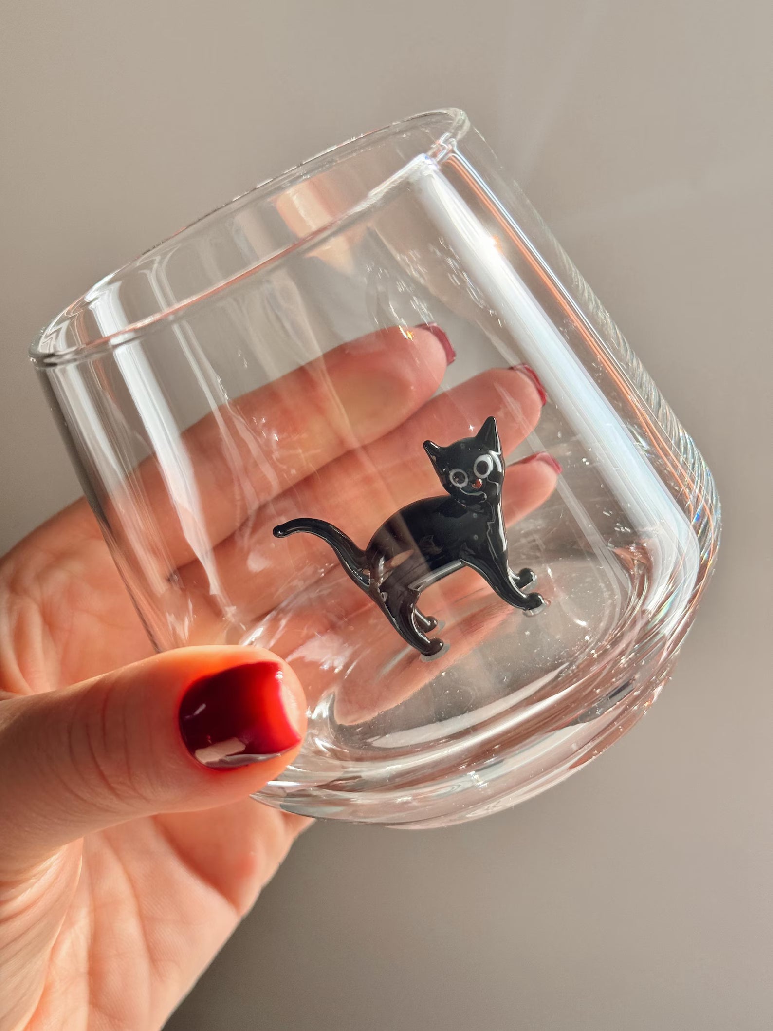 Drinking Murano Glass with Cat Figurine Wine Glass Wine Lover Gift Funny Wine Glass Wine Gifts Stemless Wine Glass