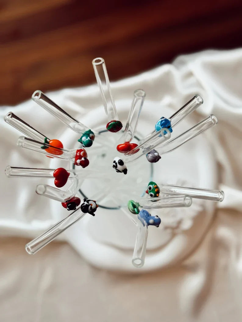 Straws with Tiny Animal Figures – Fun Handmade Drinkware
