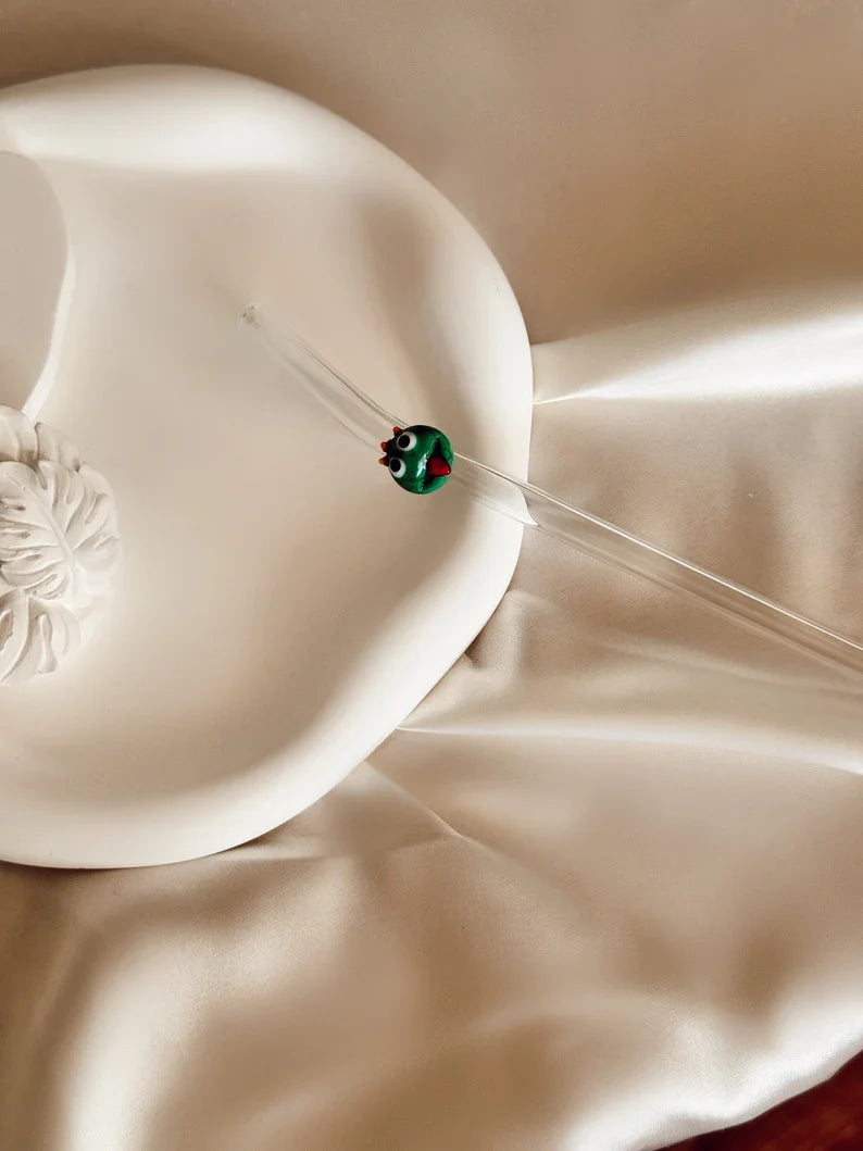 Straws with Tiny Animal Figures – Fun Handmade Drinkware